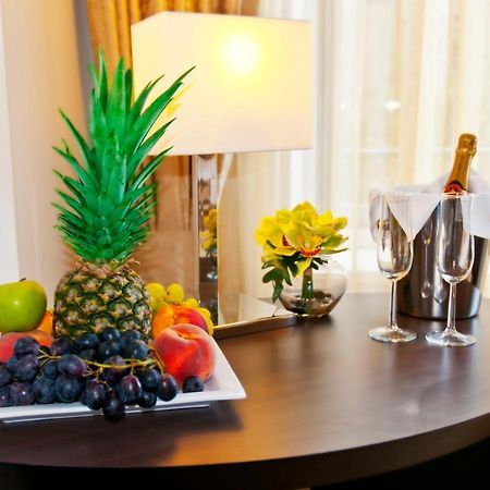 Hotel Vier Jahreszeiten Berlin City Berlim Quarto foto
